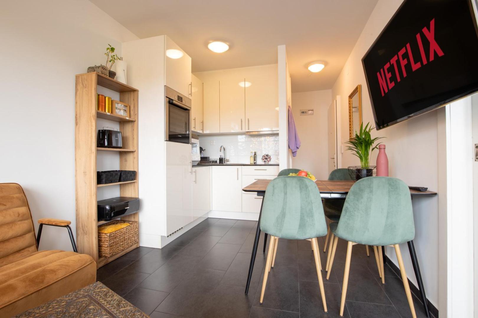 Special Modern Lisa Apartment Basel, Bahnhof Grossbasel 10-Star Basileia Exterior foto
